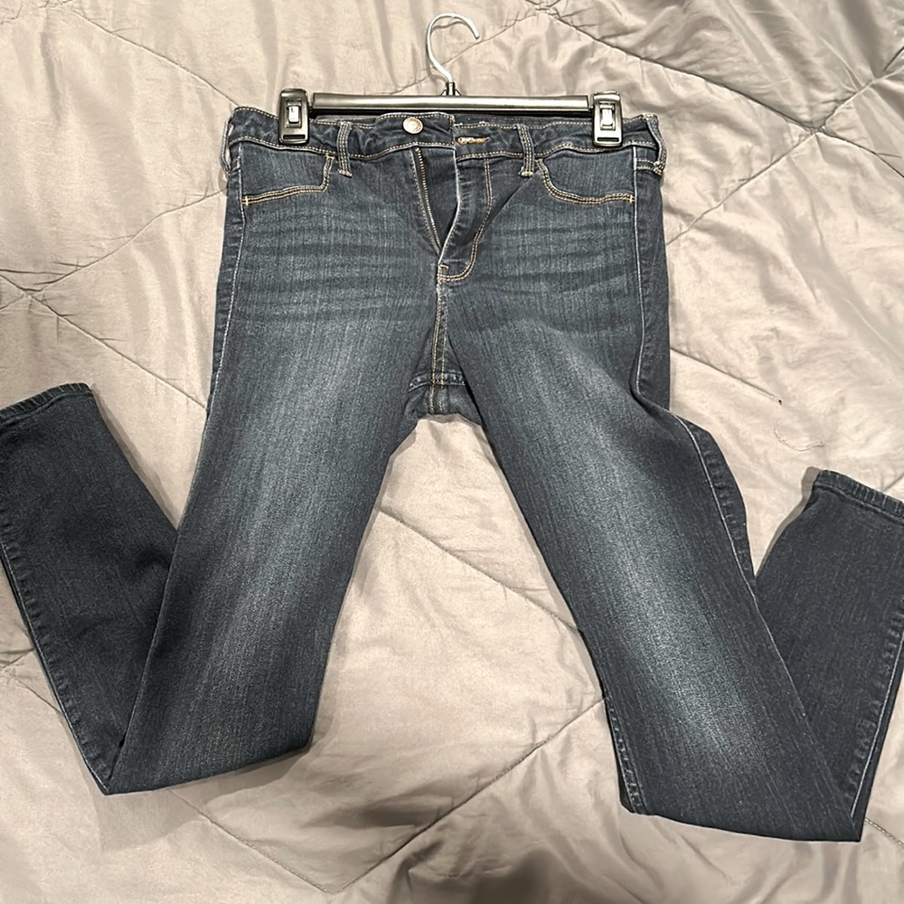 Size 11R Hollister jeans
